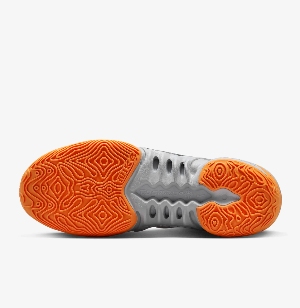 Nike Cosmic Unity 2