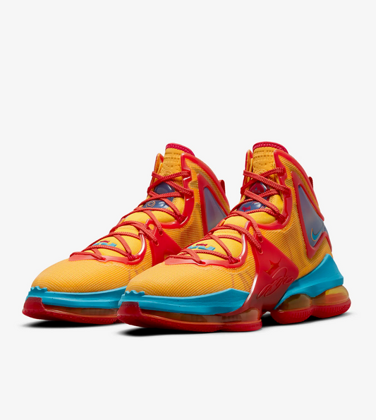 Nike LeBron 19 Tune Squad