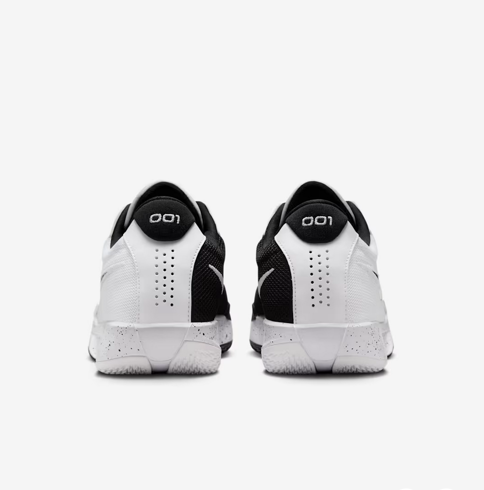 Nike G.T. Cut Academy.