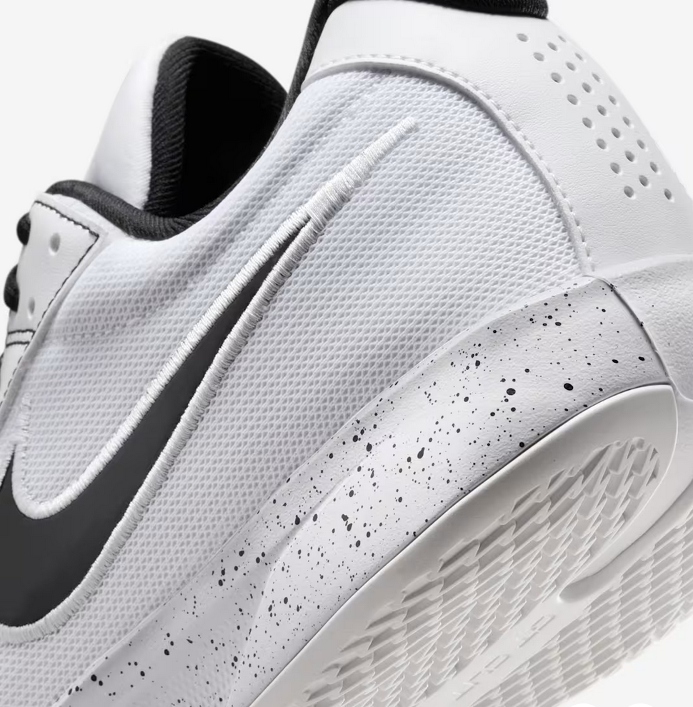 Nike G.T. Cut Academy.