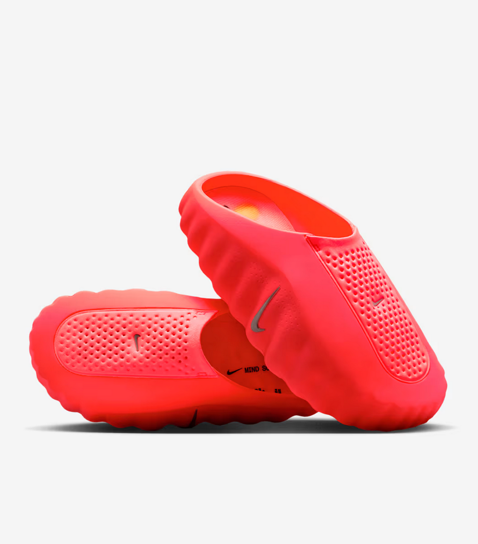 Nike Mind 001
