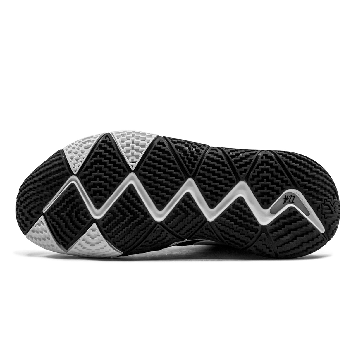 Nike Kyrie 4 Black White